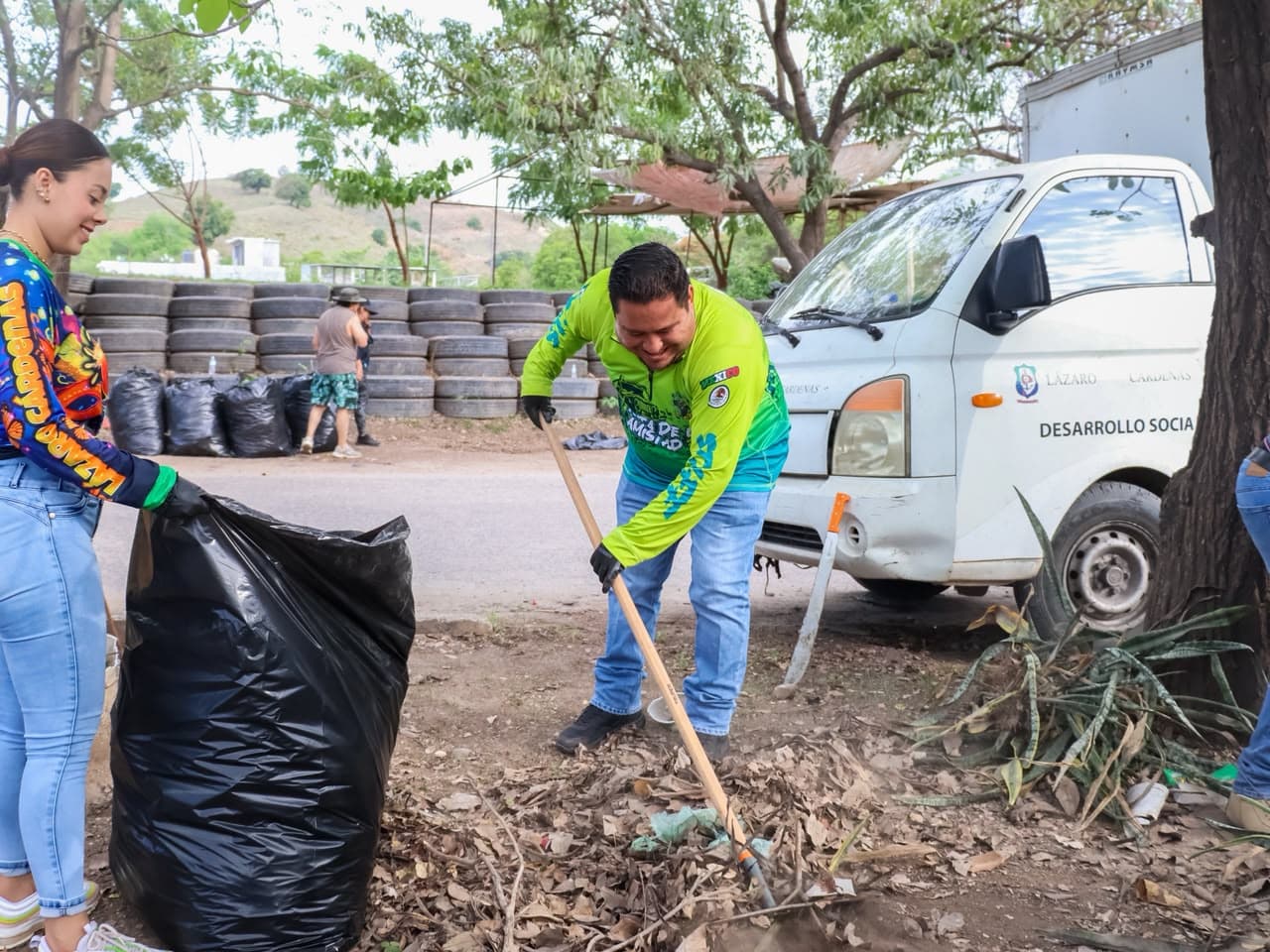 Imagen 8 de Gobierno Municipal Realiza con Éxito Campaña de Limpieza y Descacharrización en El Veladero.