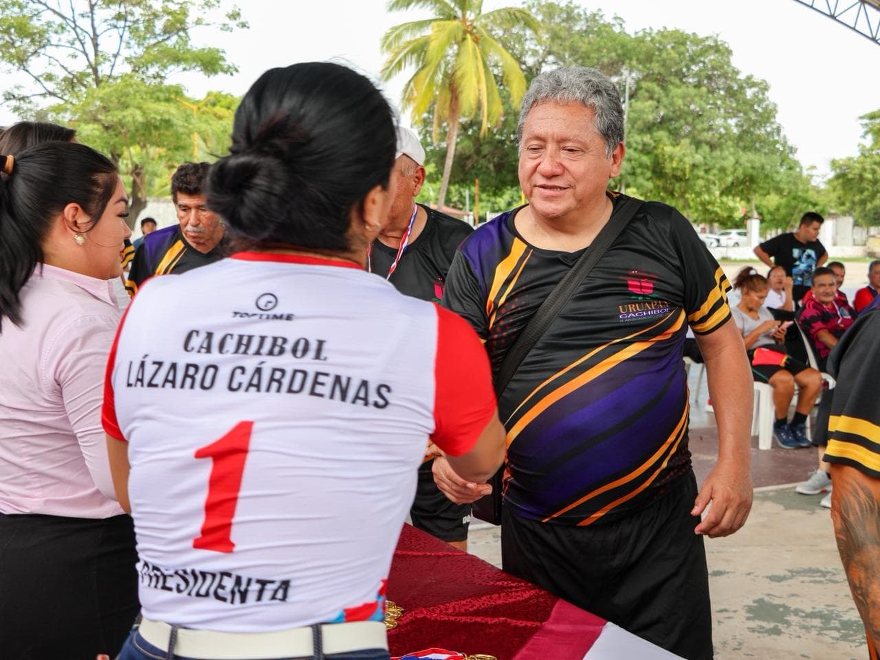 Imagen 14 de DIF Municipal Promueve Torneo Amistoso de Cachibol para Adultos Mayores.